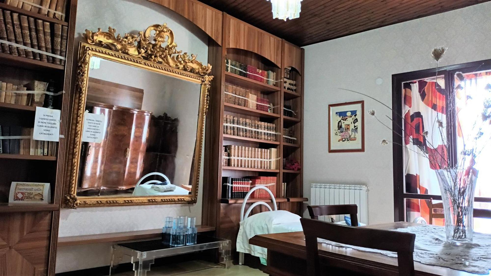 Bed and Breakfast Antica Dimora Palazzo Rovitti Cerchiara di Calabria Exterior foto