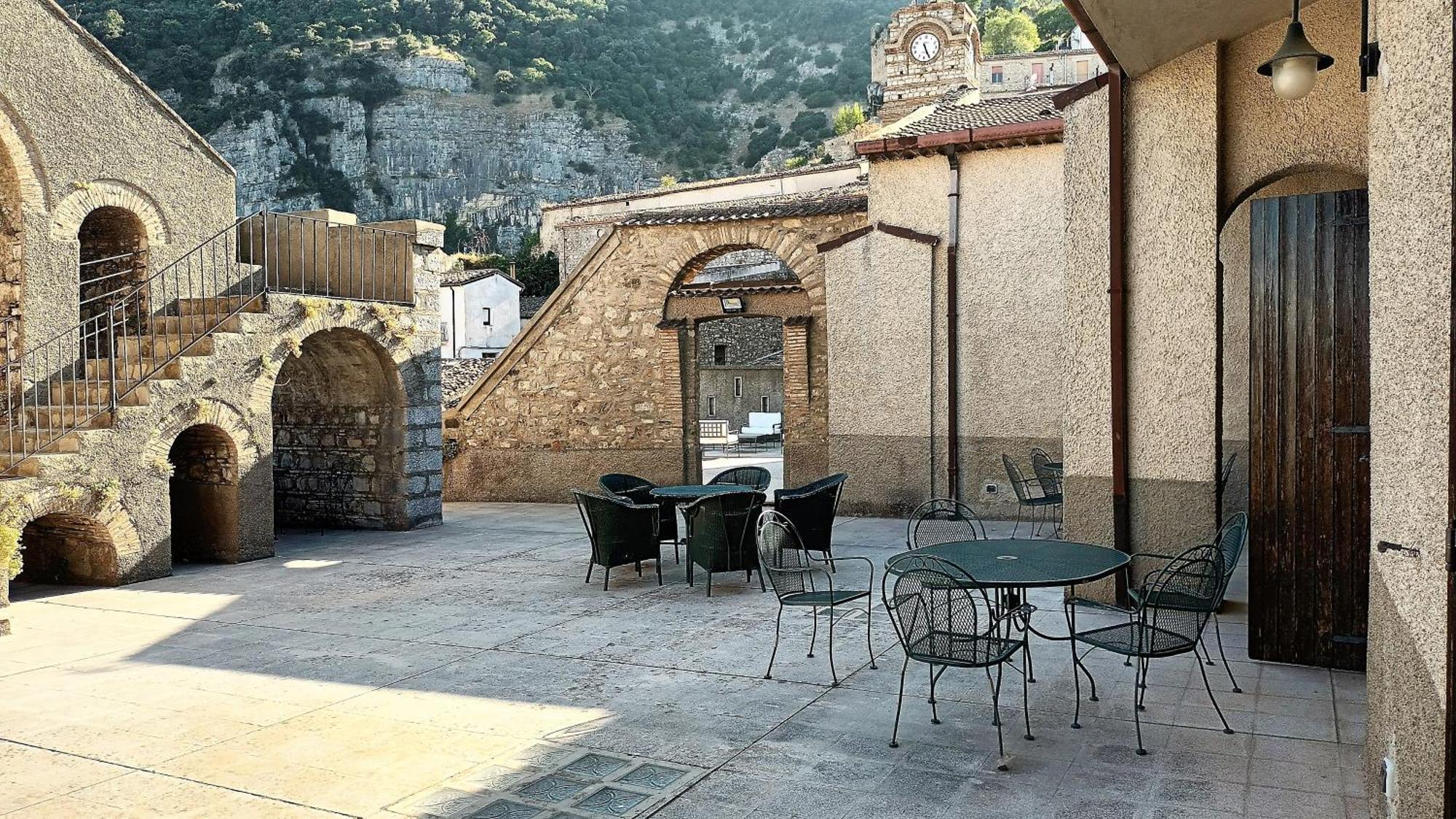 Bed and Breakfast Antica Dimora Palazzo Rovitti Cerchiara di Calabria Exterior foto